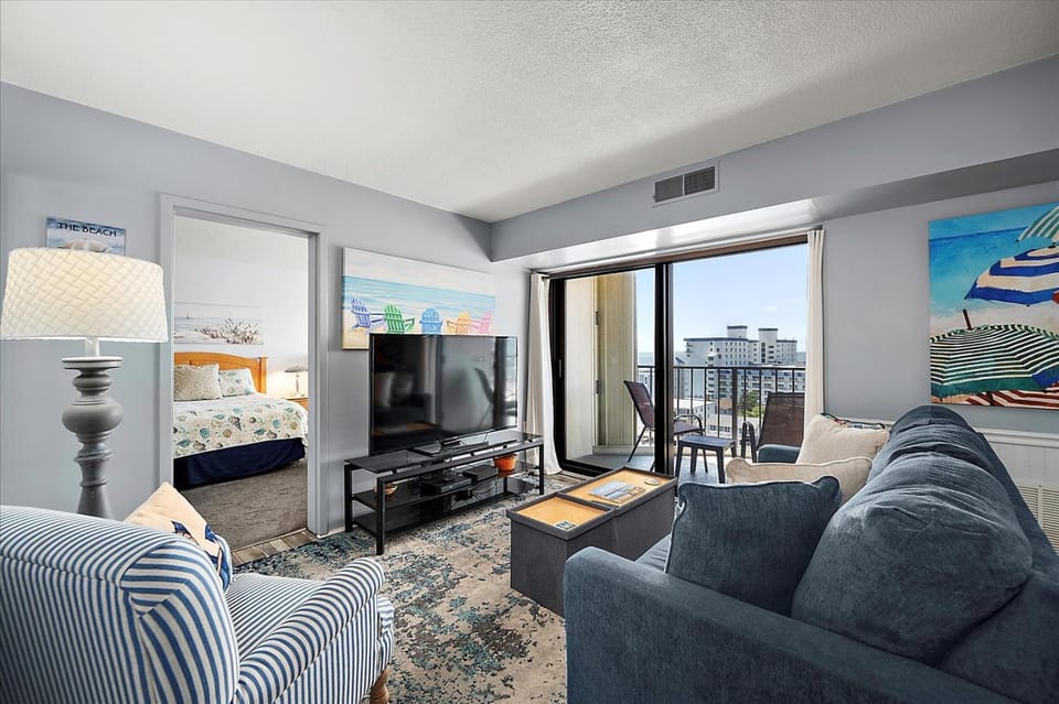 Cozy 1 Bedroom Condo, Steps to the Beach! House in Ocean City