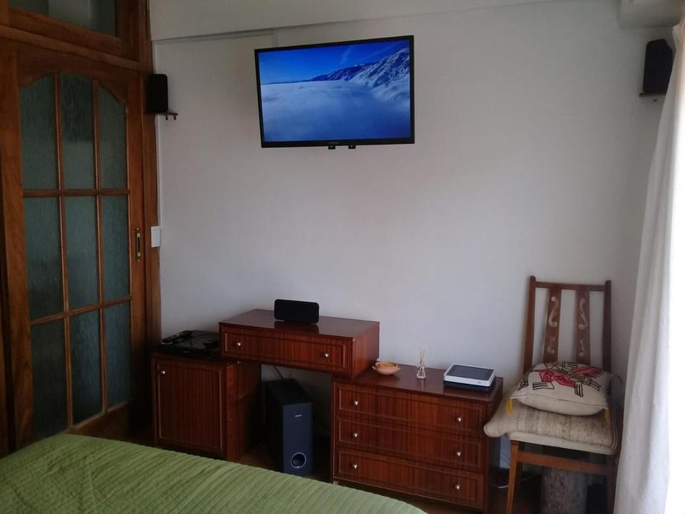 2 amb con terraza, centro, 600 mts de la playa Apartment in Mar del Plata