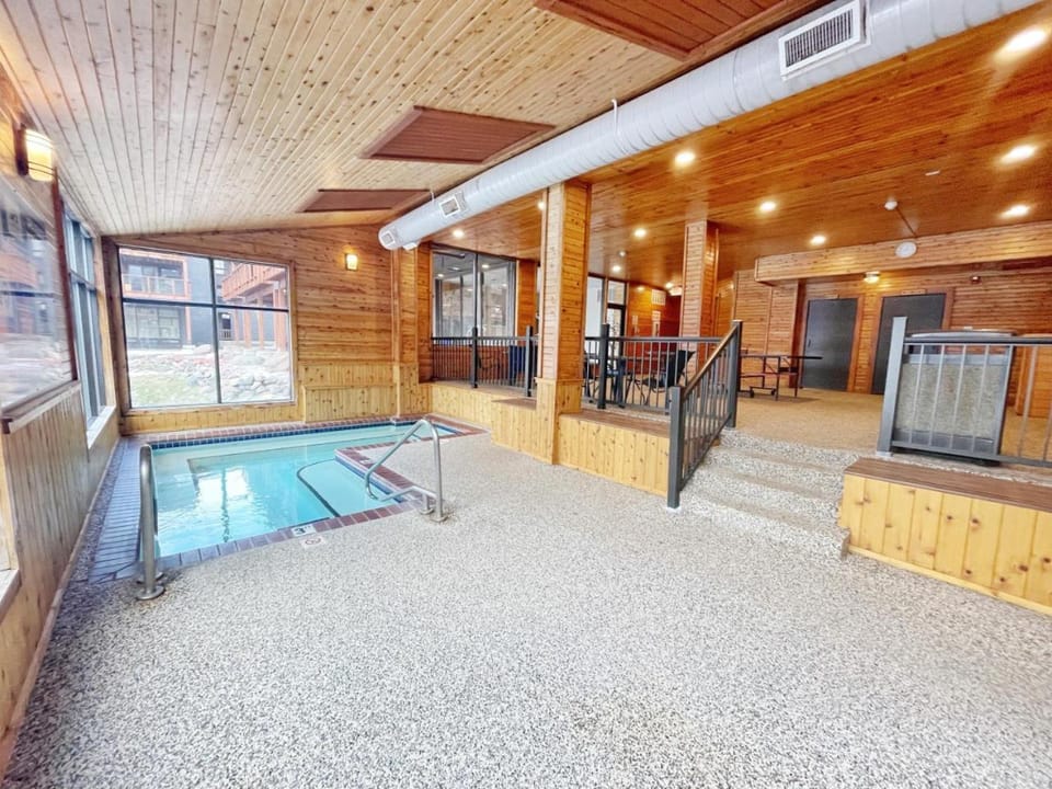 Slopeside North Shore Views | Ski-In/Ski-Out | Hot Tub House in Lutsen
