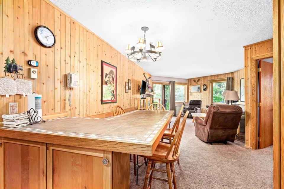 Slopeside North Shore Views | Ski-In/Ski-Out | Hot Tub House in Lutsen