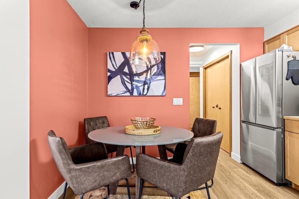 Mesmerizing 2BR Retreat Made For You House in Canmore