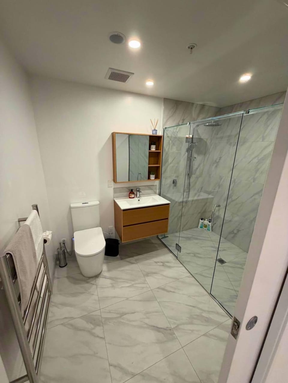 Central 1BR Apartment Steps From Te Kaha Stadium Apartment in Christchurch