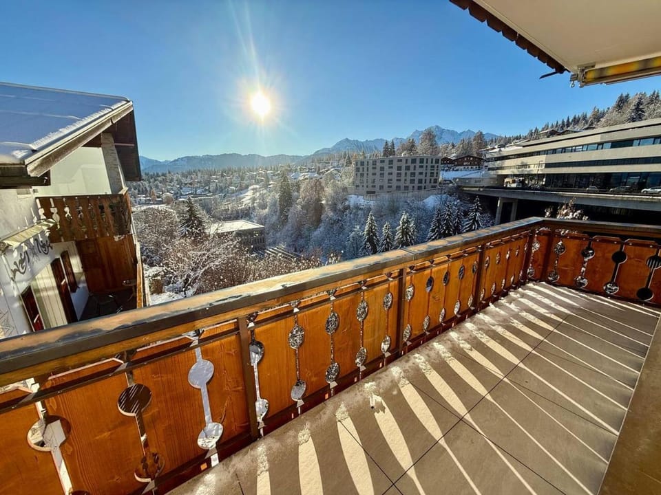 Light Alpine Apartment with View Heart of Flims Apartment in Canton of Grisons