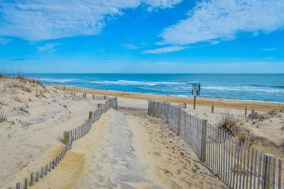 Beautiful 2 Bedroom at the 9400 Building with panoramic views of Ocean City! House in Ocean City