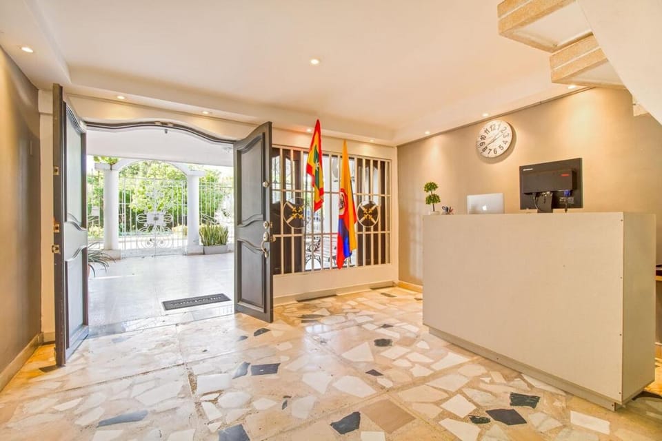 Beautiful House 3 minutes from Historic Downtown House in Cartagena