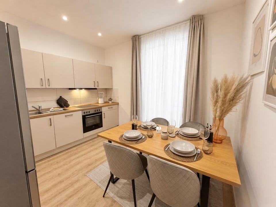 Wohnung für 4 Personen mit Smart-TV - Nespresso - Self-Check-in - voll ausgestatteter Küche Apartment in Bielefeld