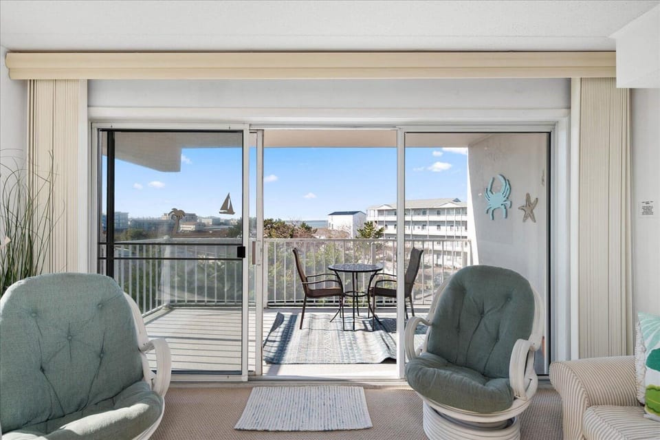 Beautiful 3 Bed at Triton's Trumpet with Bay View! House in Ocean City