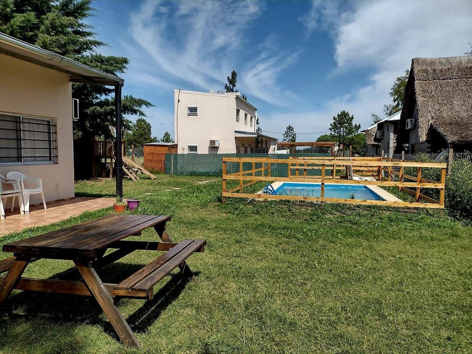 Day, Garden, Swimming pool