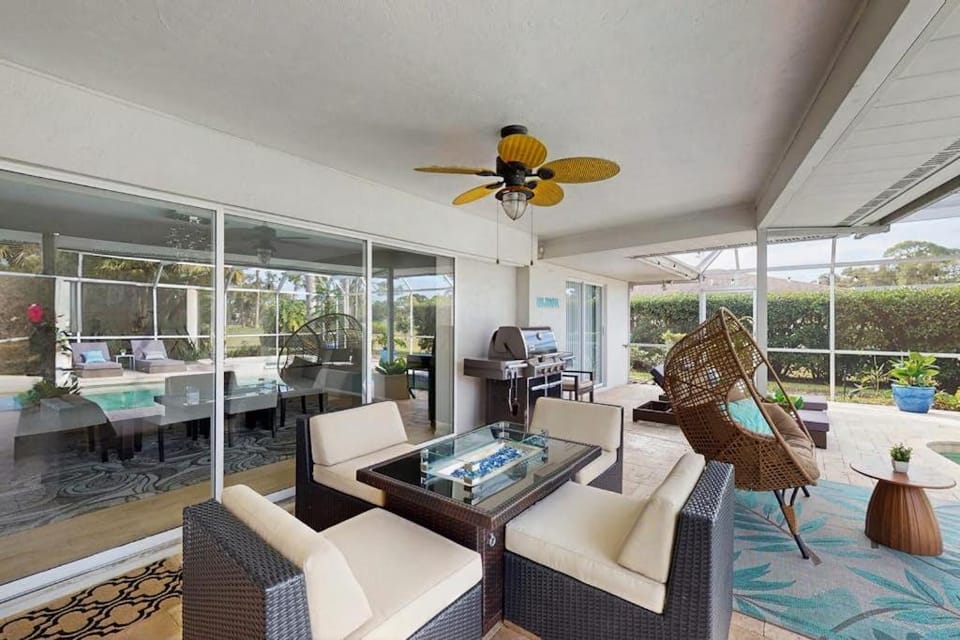 Tropical Oasis House in Florida