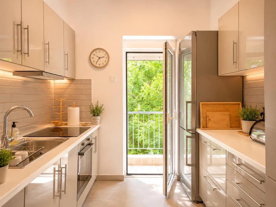 Kitchen or kitchenette, stove