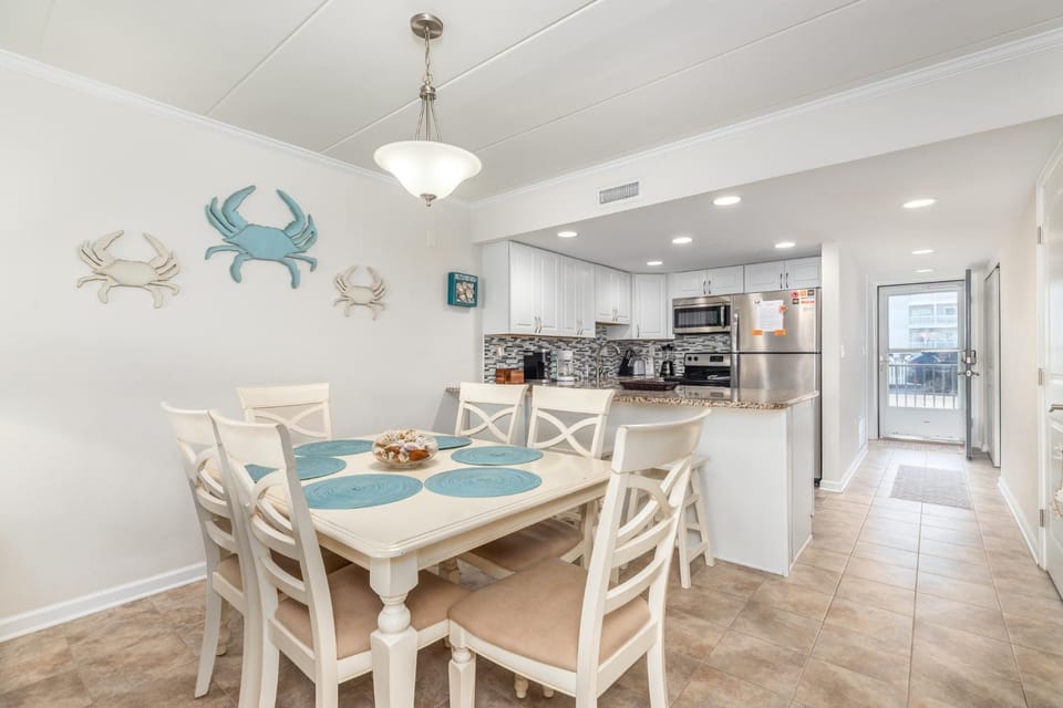 2 Bedroom Ocean Front Condo in Ocean Trail! House in Ocean City