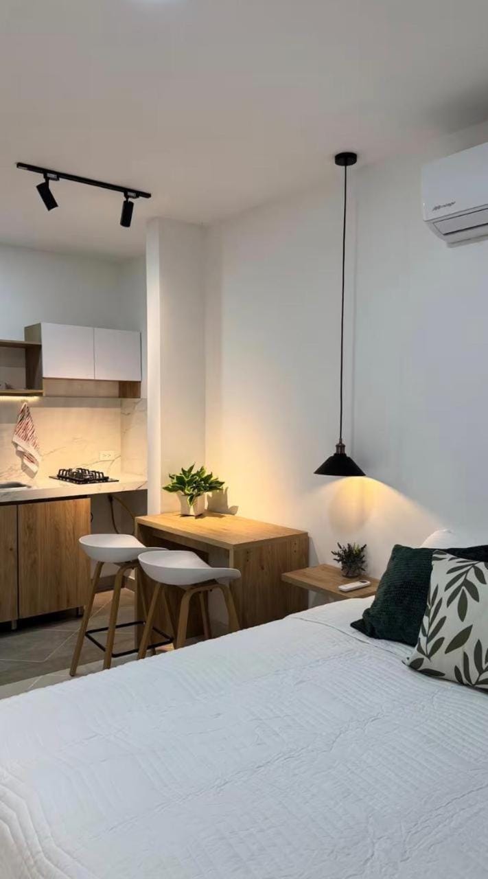 Aparta estudio Luxury Apartment in Cali