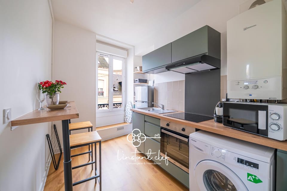 microwave, kitchen, kitchen