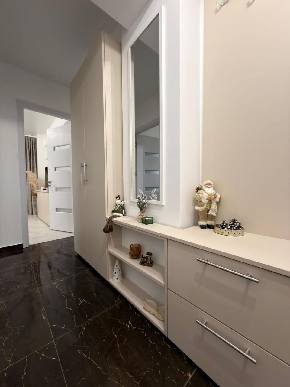 Studio MDY Apartment in Craiova