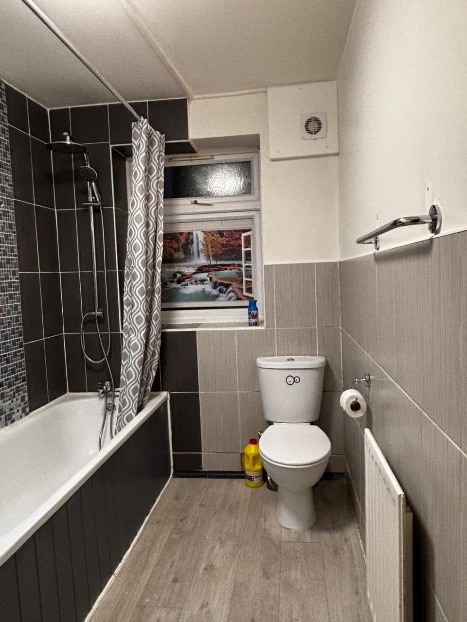 Emerald Room - shared bathroom Vacation rental in London