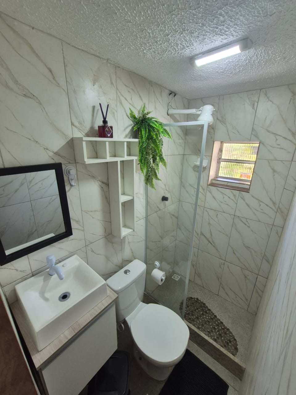 Shower, Bathroom, towels