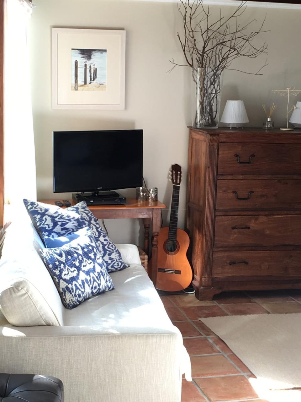 TV and multimedia, Seating area