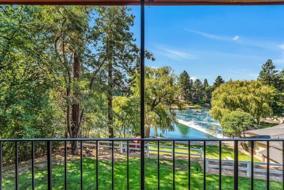 Riverfront Condo Next to Park and Downtown Bend House in Bend