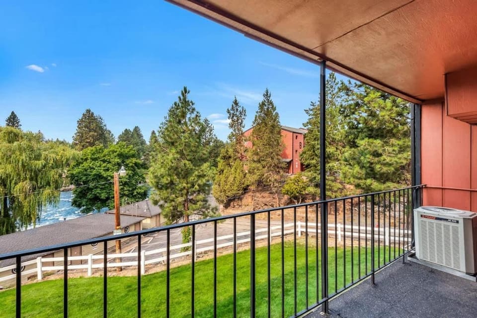 Riverfront Condo-No Better Place in Bend House in Bend