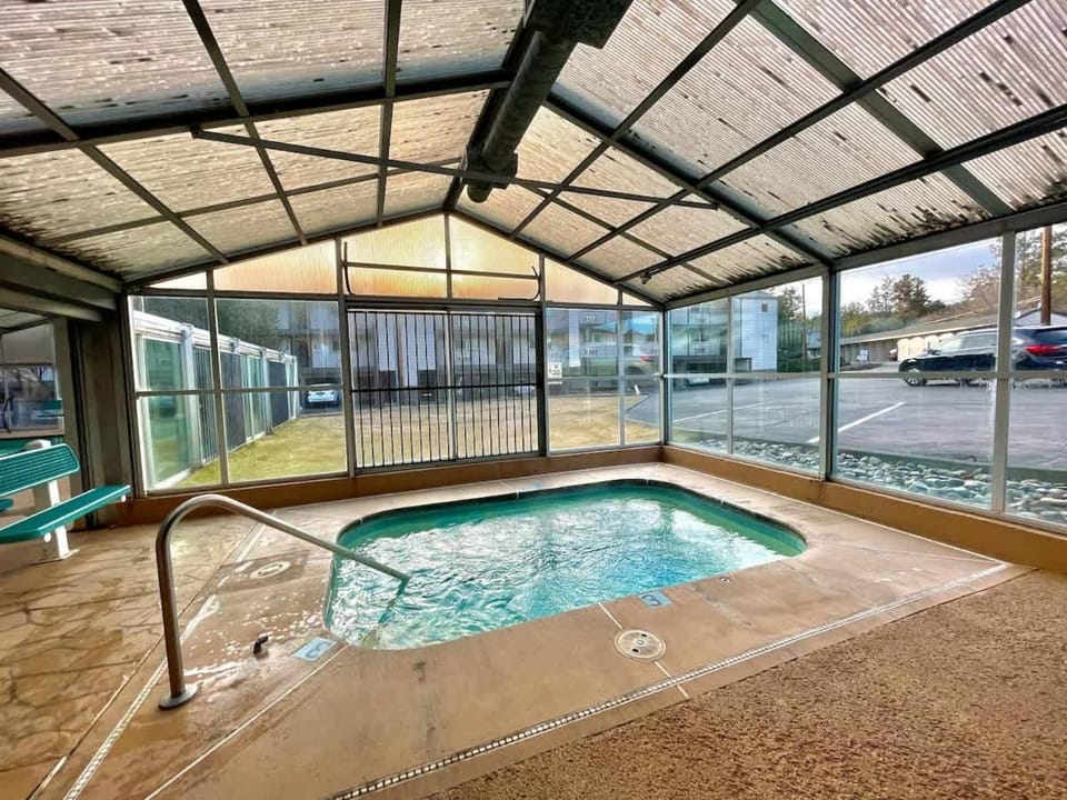 Downtown Studio on the River House in Bend