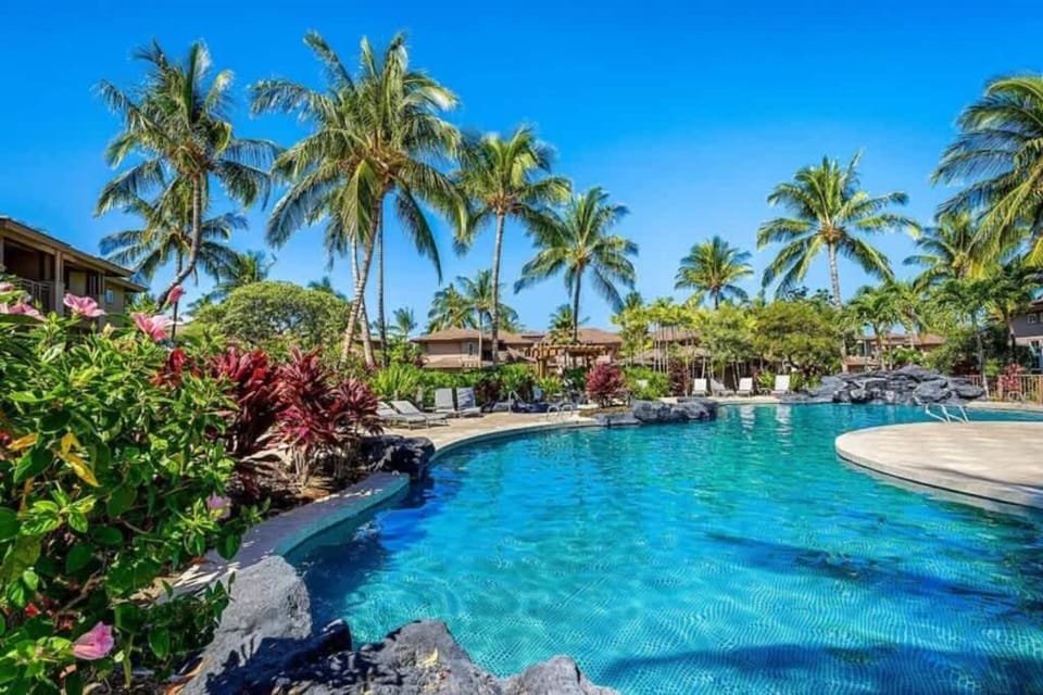 Townhouse with pool lanai & hot tub House in Puako