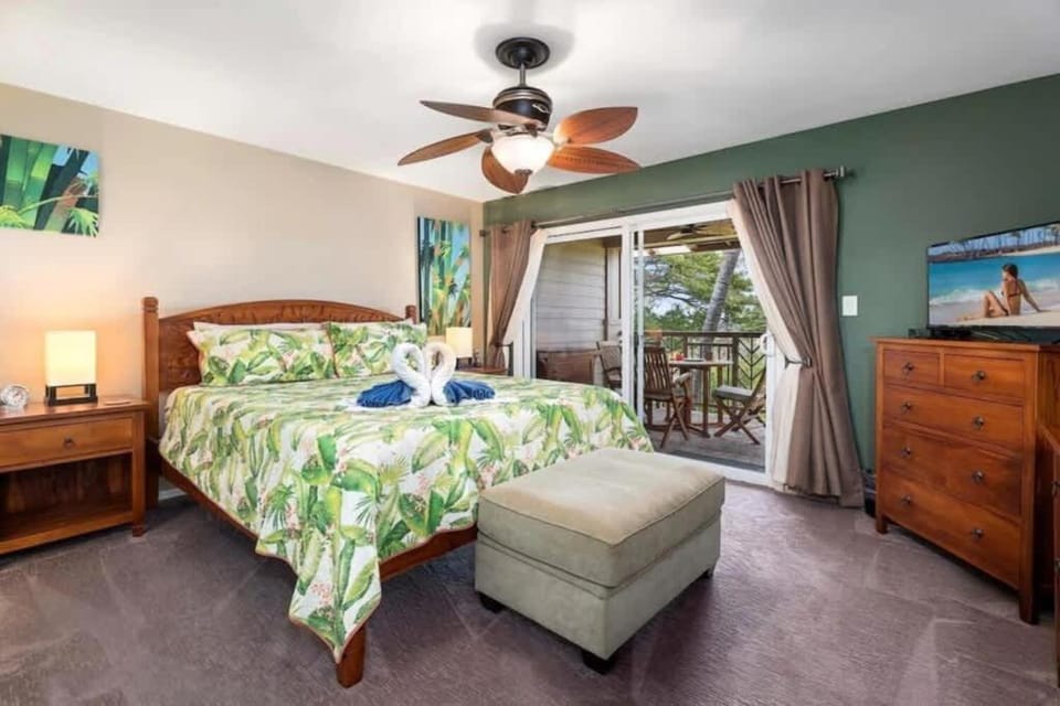 Townhouse with pool lanai & hot tub House in Puako