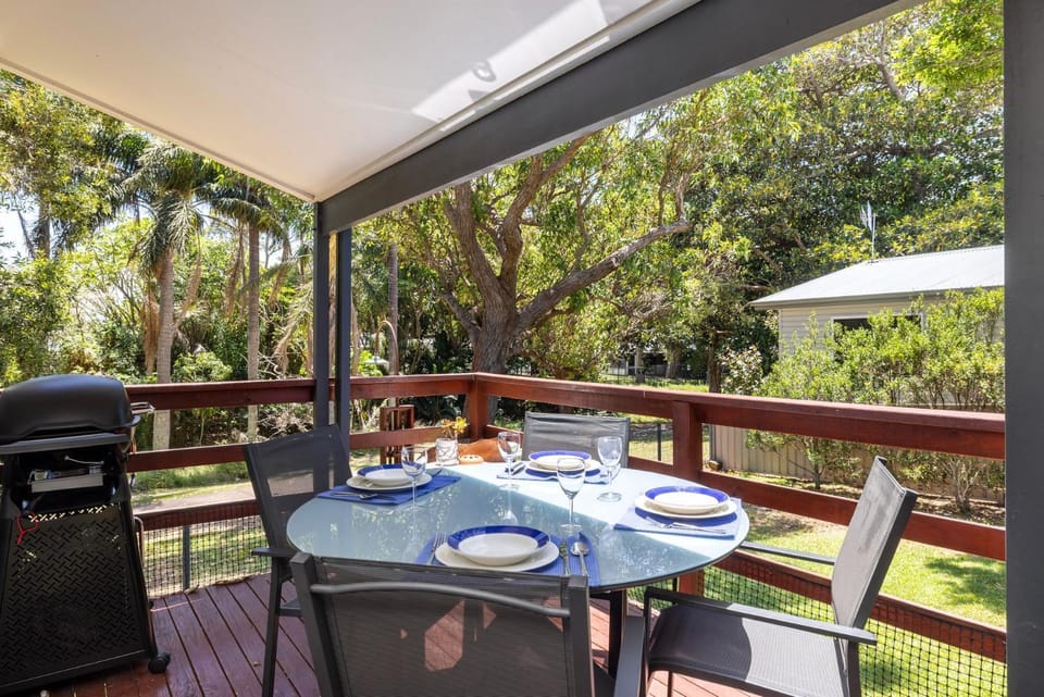 Karingal Beach Cottage Fingal Bay House in Fingal Bay