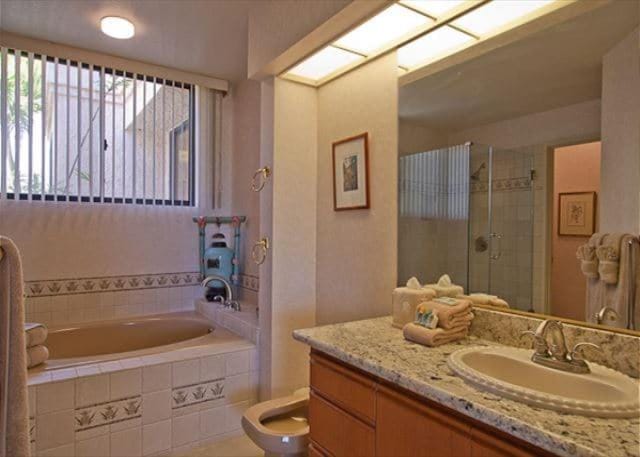 Peaceful 2BR retreat with pool & golf views Villa in Puako