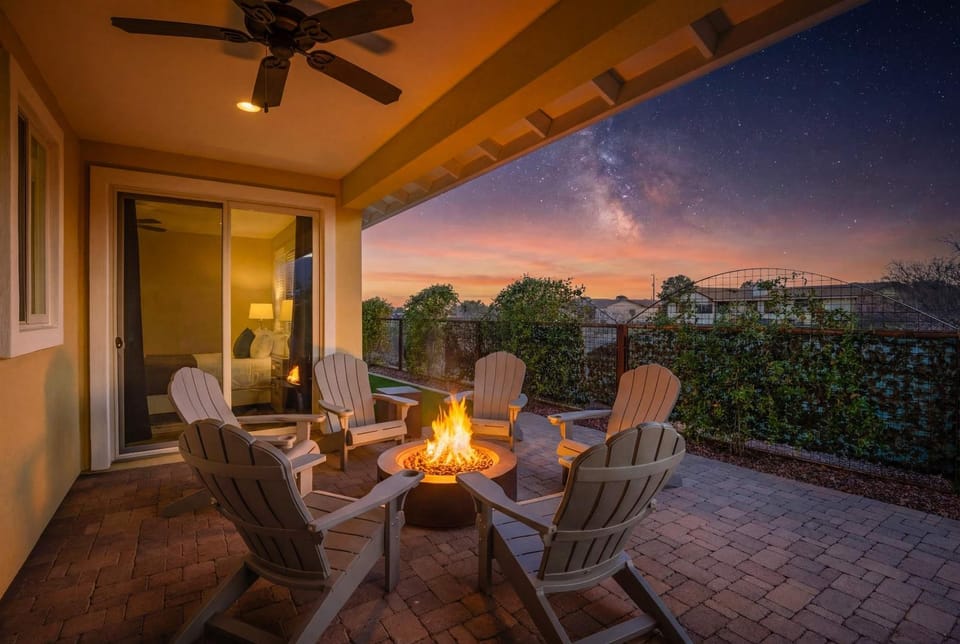 Kindra Heights - A Modern Verde Valley Wine Retreat House in Clarkdale