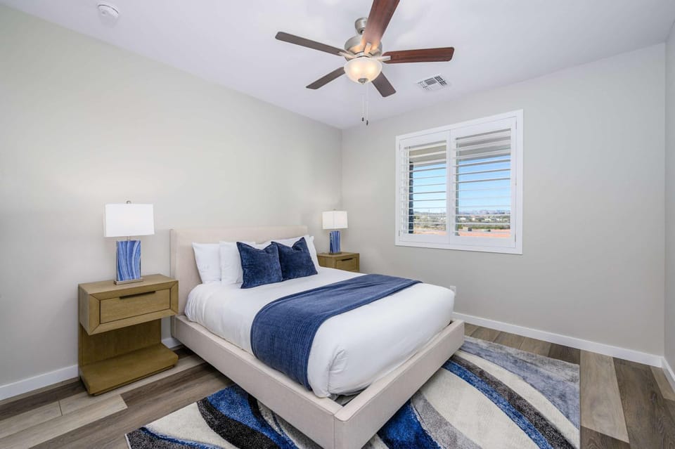 Kindra Heights - A Modern Verde Valley Wine Retreat House in Clarkdale