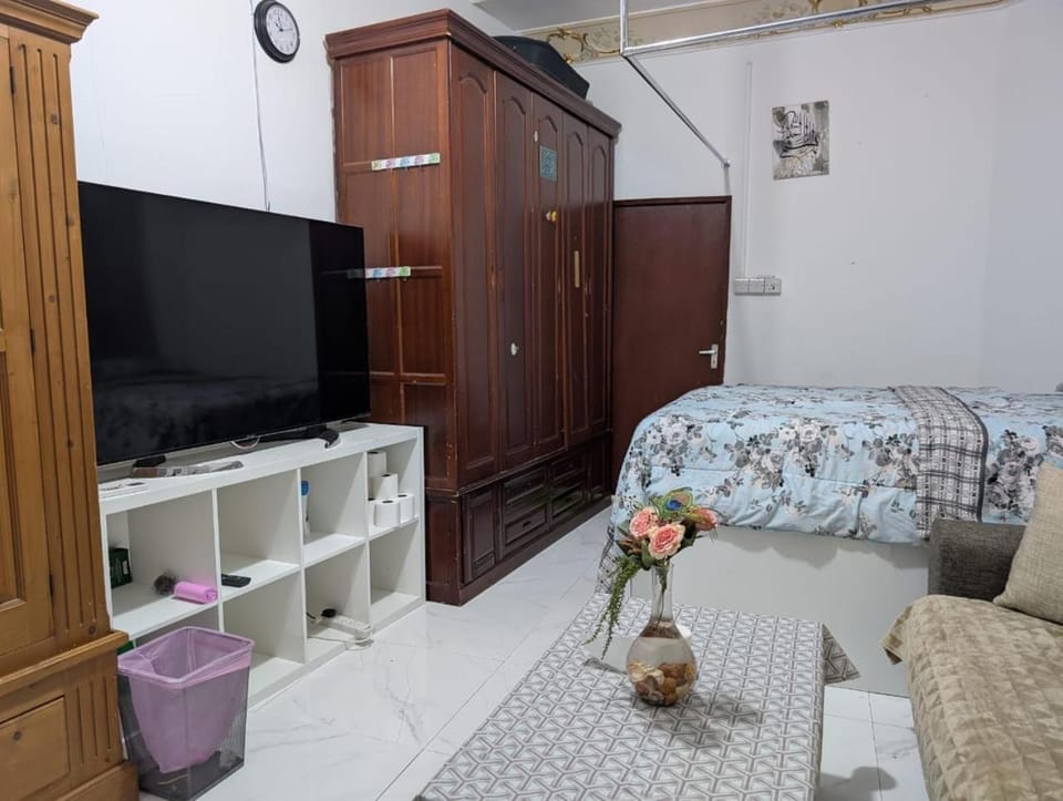 Bright & spacious Studio Near All Attractions Apartment in Abu Dhabi