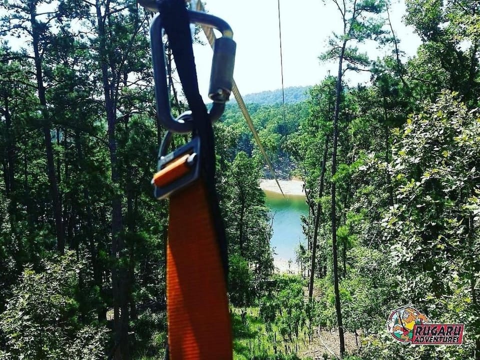 Slide Creek Retreat House in Broken Bow