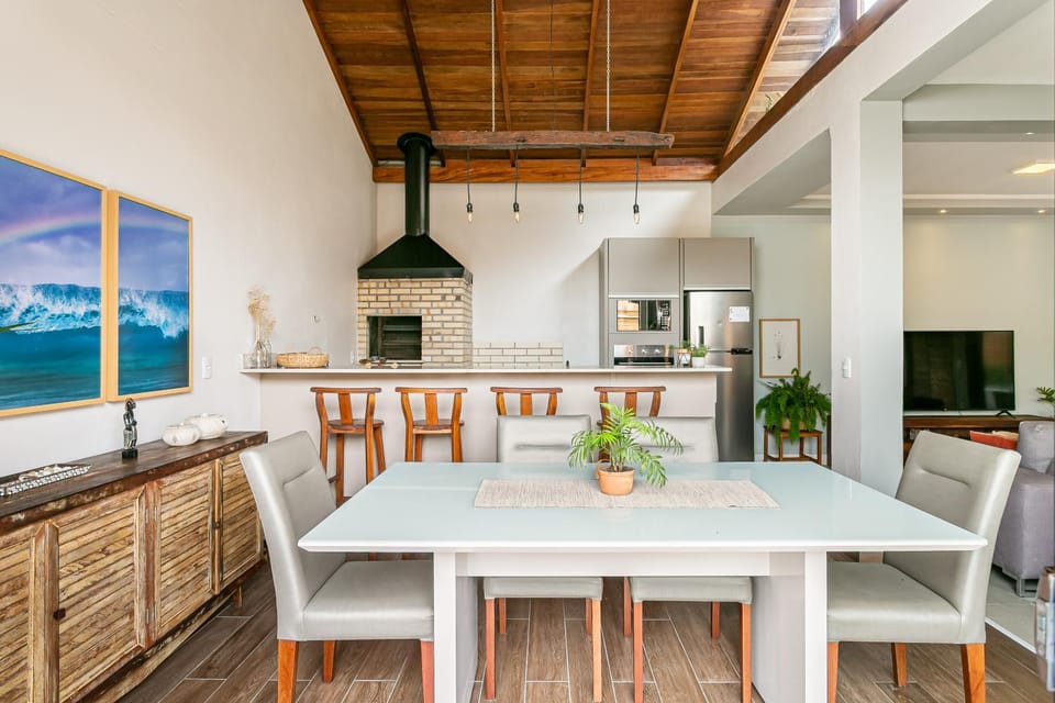 Casa com piscina privada e churrasqueira Villa in State of Santa Catarina