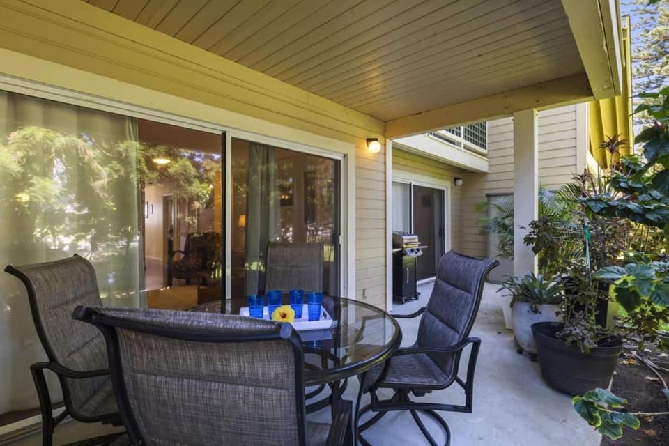 Waikoloa retreat with BBQ & pool access House in Waikoloa Village