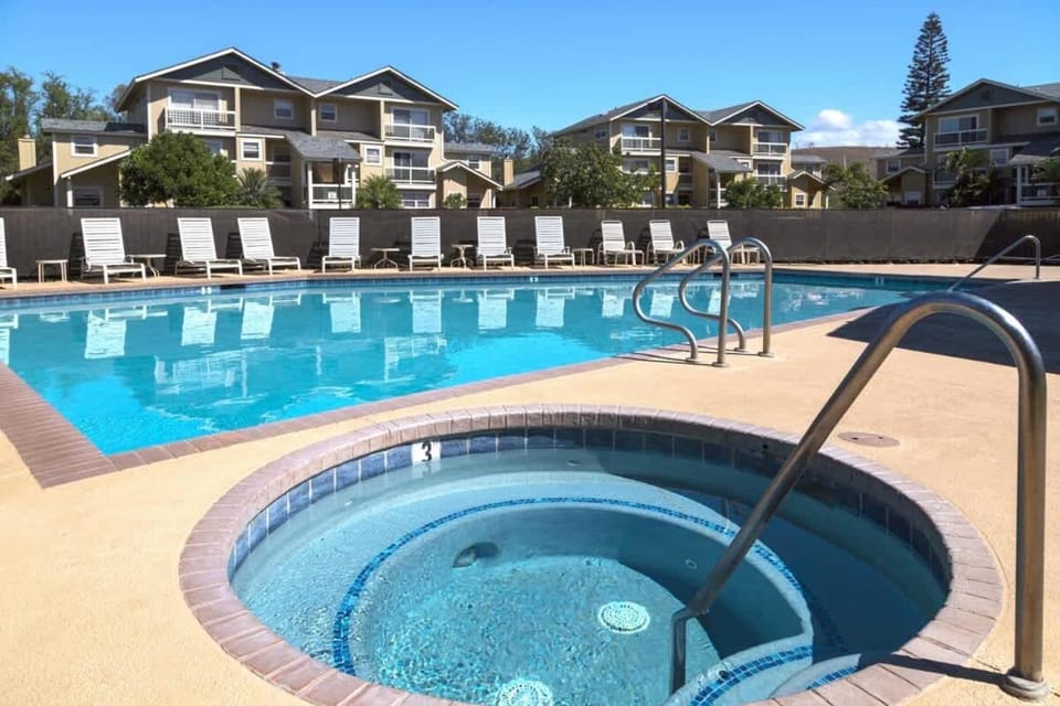 Waikoloa retreat with BBQ & pool access House in Waikoloa Village