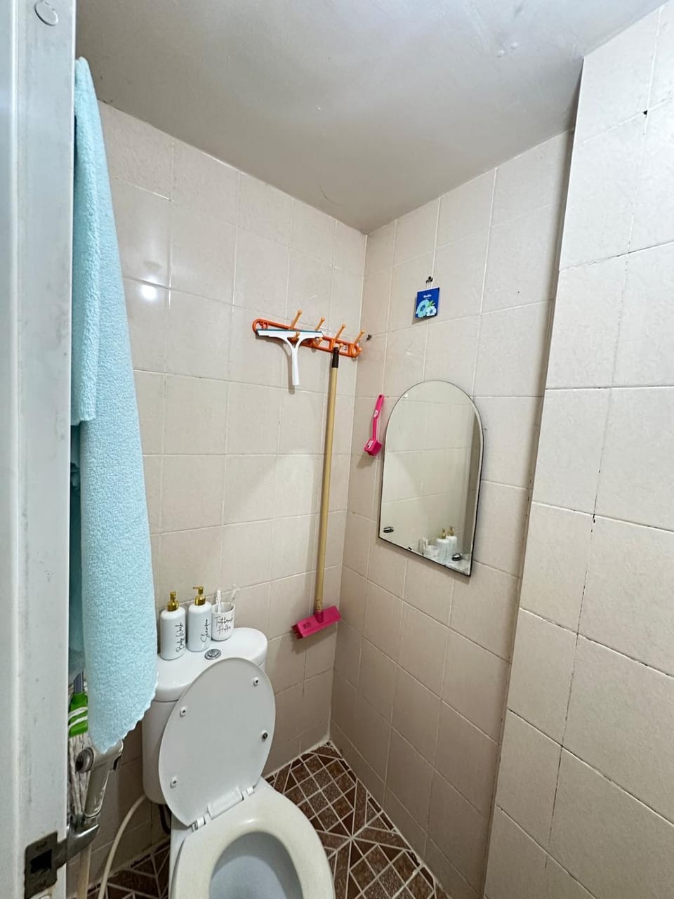 Apartemen puri park view Best view pool shein Apartment in Jakarta