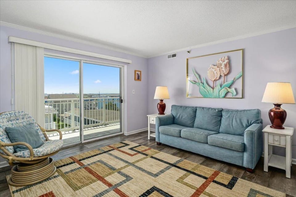 Oceanfront Escape on 41st Street at Sand Pointe 501 House in Ocean City