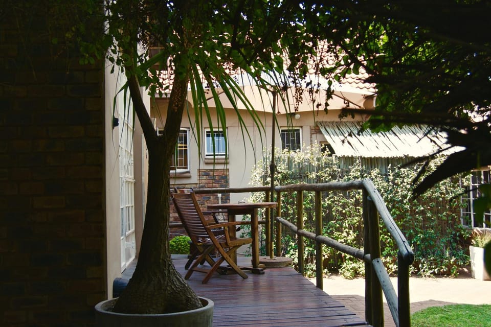 Property building, Patio, Garden, View (from property/room), Balcony/Terrace, Balcony/Terrace, Garden view