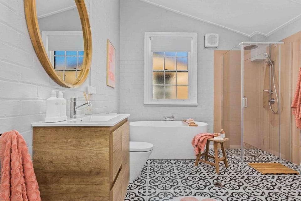 clay - cottage in lithgow - quiet & close to CBD House in Lithgow