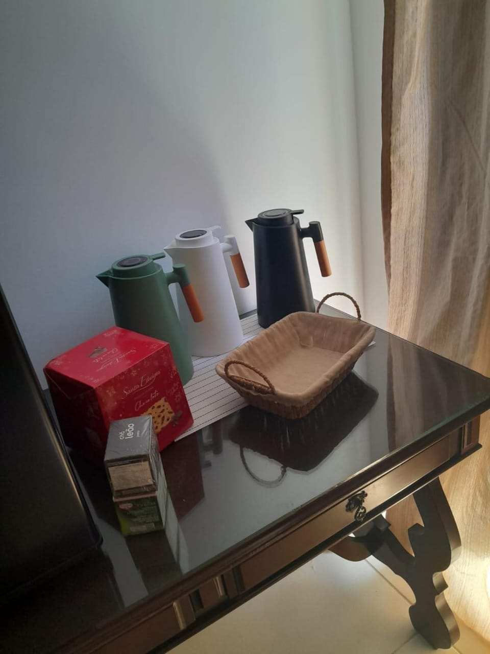 Coffee/tea facilities, Kitchen or kitchenette