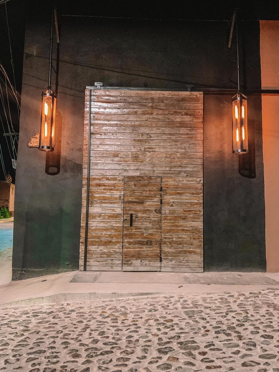 Departamento Urban Black Apartment in San Miguel de Allende