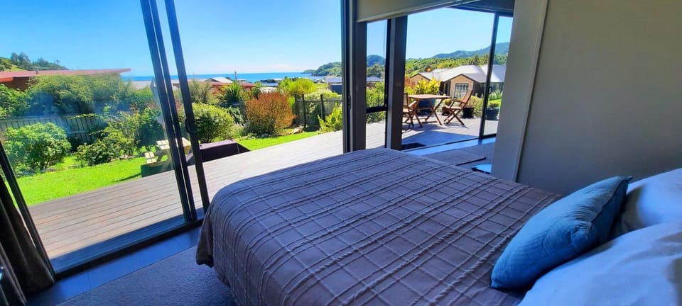 Cedar Cottage House in Tasman District, Tasman, New Zealand
