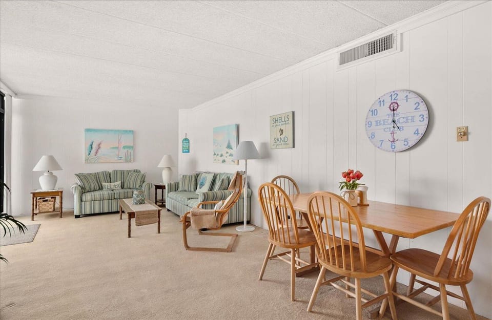Beautiful Ocean Views From this 2 Bedroom Sea Terrace Condo with Outdoor Pool! House in Ocean City