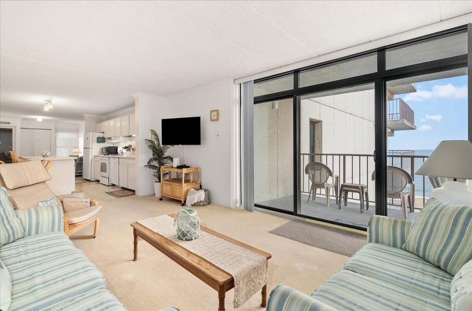 Beautiful Ocean Views From this 2 Bedroom Sea Terrace Condo with Outdoor Pool! House in Ocean City