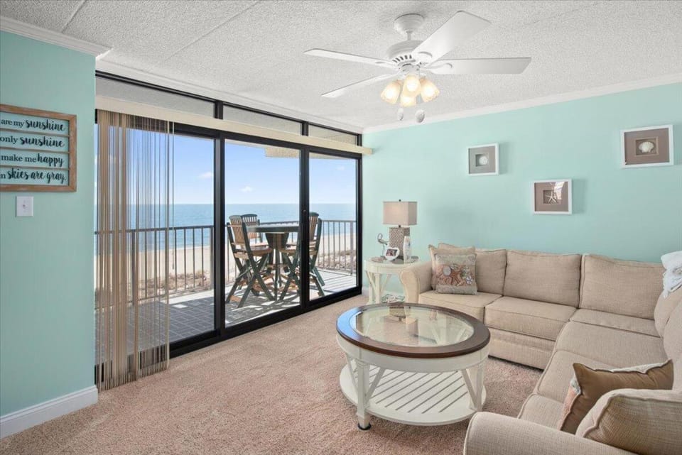 Enjoy the Sunrise on the Beach in this 2-Bedroom Sea Terrace Condo with Outdoor Pool! House in Ocean City