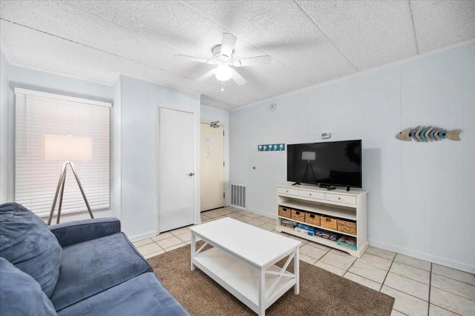 Beautiful 2 Bedroom Just Steps from The Beach! House in Ocean City