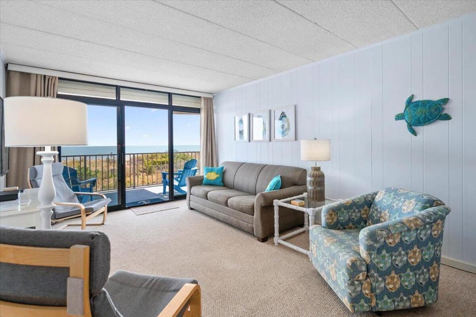 Beautiful 2 Bedroom Just Steps from The Beach! House in Ocean City