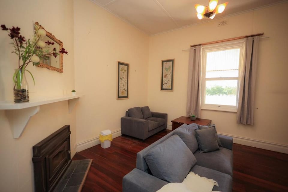Barossa Cottage - Affordable 3-Bedroom House House in Lyndoch