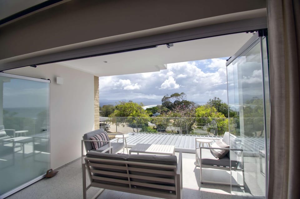 Patio, Day, Natural landscape, View (from property/room), Balcony/Terrace, Living room, Seating area, Mountain view, Sea view
