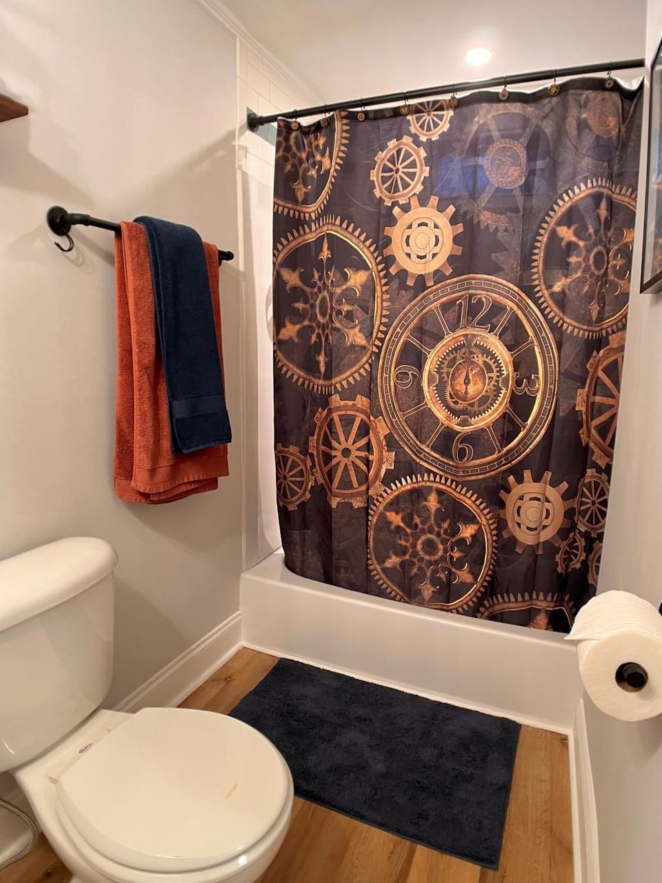 Shower, Toilet, Bathroom, towels